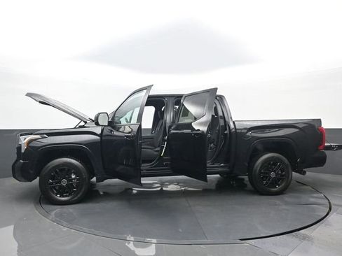 Used 2026 Toyota Tundra SR AWD/4WD image 32