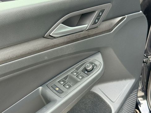 Used 2022 Volkswagen GTI Autobahn image 22