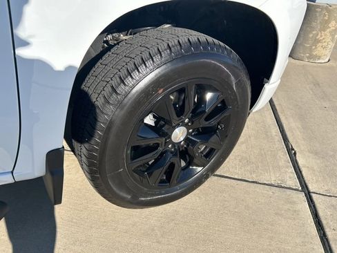 Used 2024 Chevrolet Silverado 1500 Custom w/ LPO, Dark Essentials Package image 14