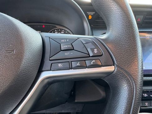 Used 2022 Nissan Kicks SV image 24