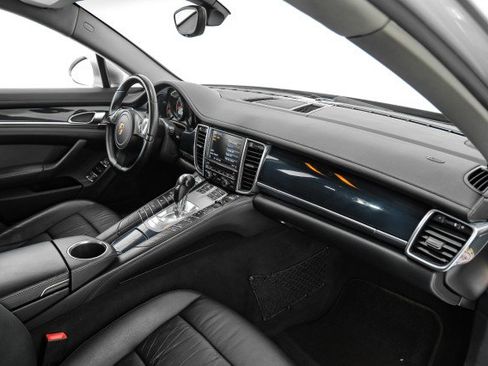 Used 2010 Porsche Panamera S image 10