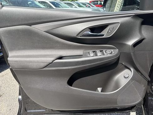 New 2026 Buick Envista Preferred FWD image 8