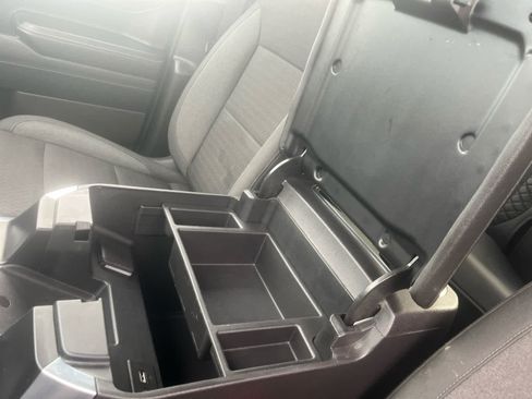 Used 2024 Chevrolet Silverado 1500 LT Trail Boss image 21