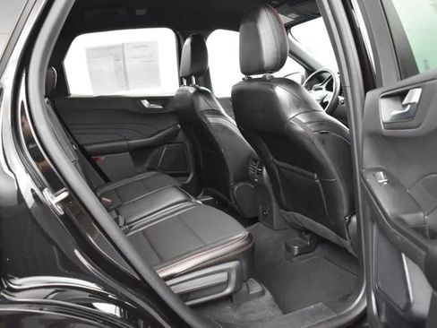 Used 2024 Ford Escape ST-Line FWD image 18