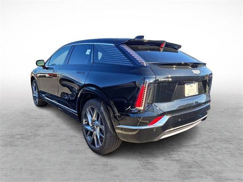 New 2026 Cadillac Optiq Luxury 1 image 6