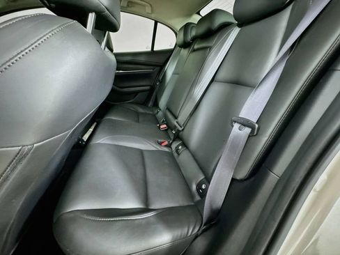 Used 2024 MAZDA MAZDA3 s FWD image 29