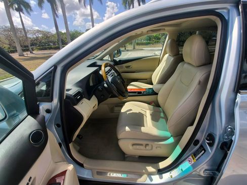Used 2010 Lexus RX 350 AWD image 19