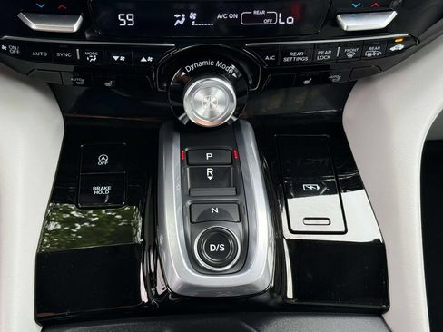 Certified 2022 Acura MDX SH-AWD w/ Technology Package image 25