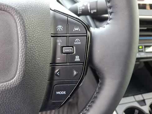 Used 2024 Toyota Prius XLE image 22