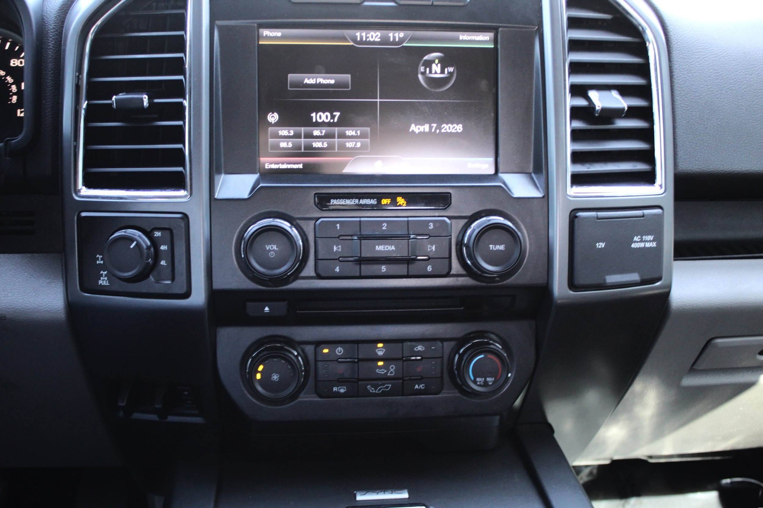 Used 2015 Ford F150 XLT w/ Equipment Group 302A Luxury AWD/4WD image 30
