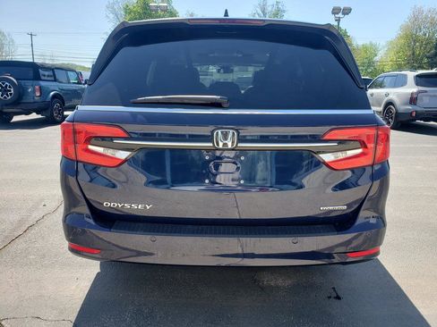 Used 2024 Honda Odyssey Touring image 4