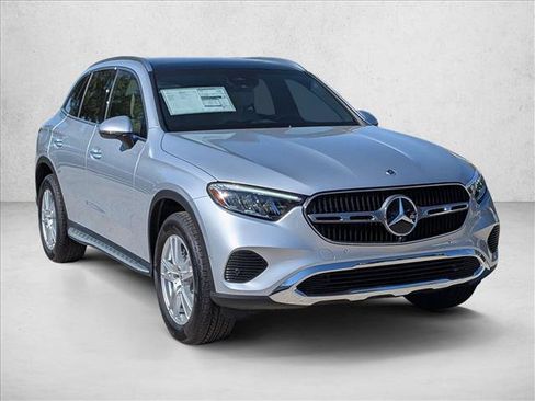 Used 2026 Mercedes-Benz GLC 300 image 7