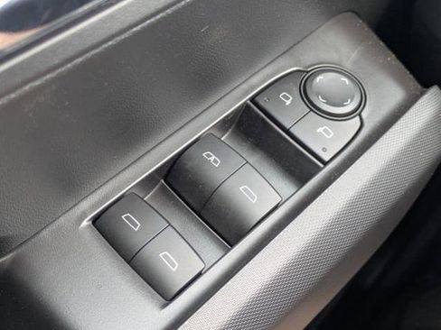 New 2026 GMC Canyon Elevation w/ Convenience Package RWD image 27