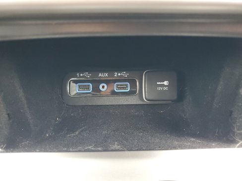 Used 2018 Jeep Grand Cherokee Laredo image 32