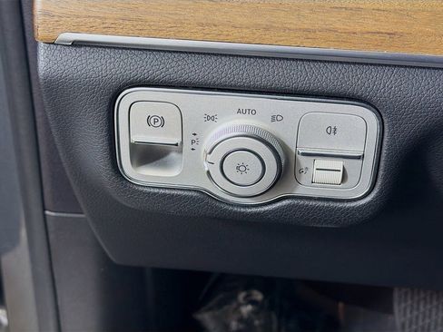 Used 2020 Mercedes-Benz GLS 450 4MATIC image 13