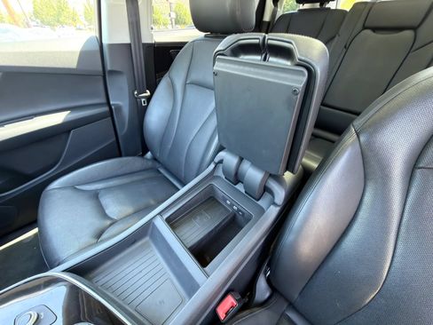Used 2019 Audi Q7 3.0T Premium Plus w/ Premium Plus Package AWD/4WD image 40