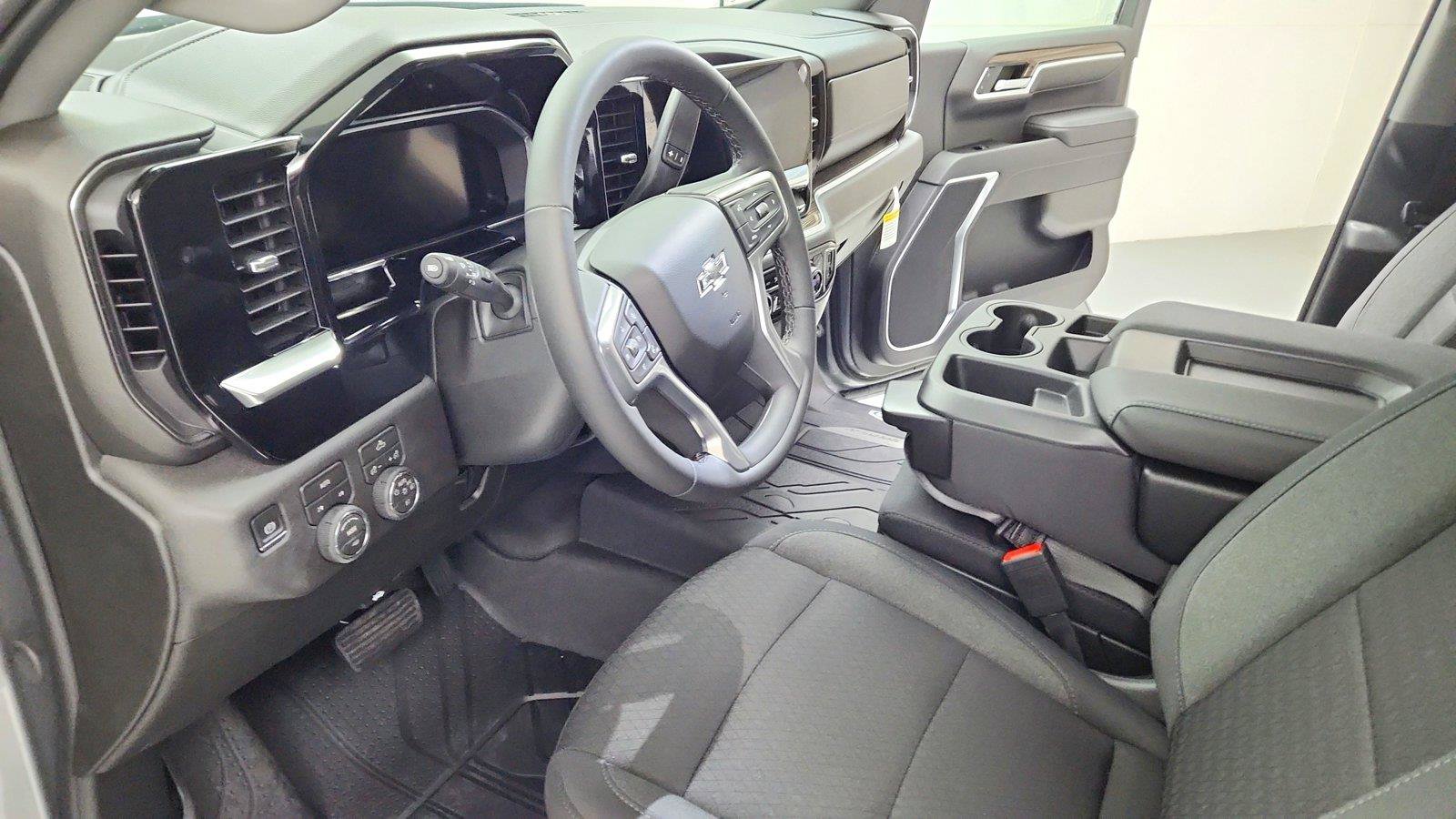 New 2026 Chevrolet Silverado 1500 RST w/ Protection Package AWD/4WD image 15