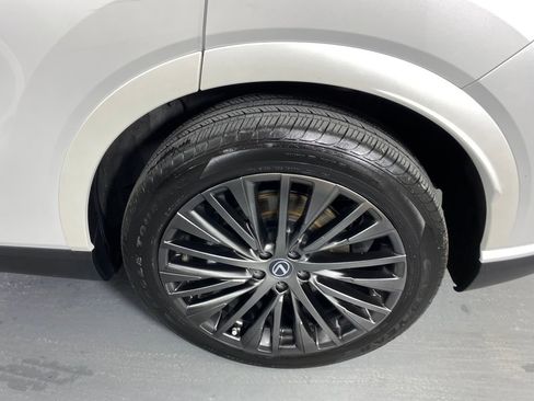 Used 2024 Lexus RX 350 AWD image 34