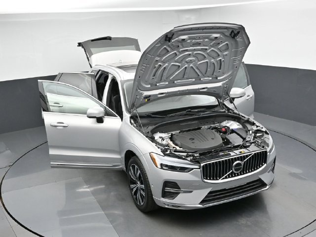 Used 2023 Volvo XC60 B5 Plus w/ Protection Package FWD image 44
