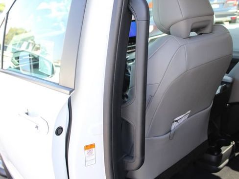 Certified 2026 Toyota Sienna XLE FWD image 11