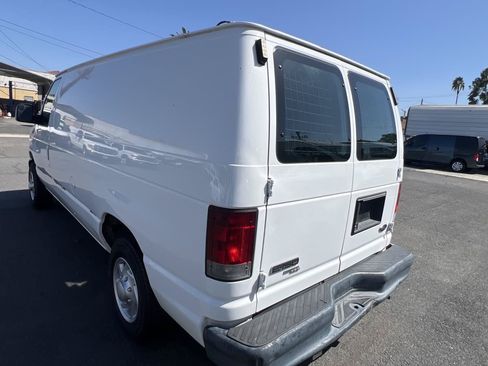 Used 2013 Ford E-150 and Econoline 150 RWD image 3