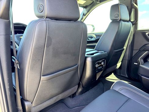 Used 2024 Chevrolet Tahoe Premier image 20