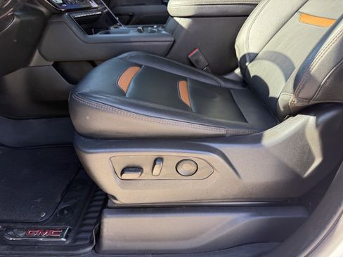 Used 2024 GMC Sierra 2500 AT4 image 27