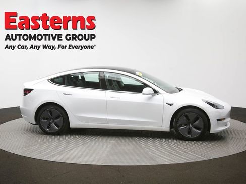 Used 2019 Tesla Model 3 Standard Range RWD image 43