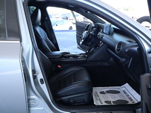 Used 2022 Lexus IS 350 F Sport image 33