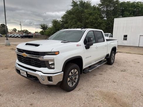 New 2026 Chevrolet Silverado 2500 LT w/ All Star Edition AWD/4WD image 2