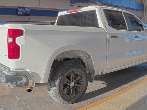 Used 2020 Chevrolet Silverado 1500 LT w/ Texas Edition image 5