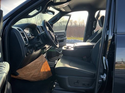 Used 2024 RAM 2500 Big Horn w/ Night Edition image 15