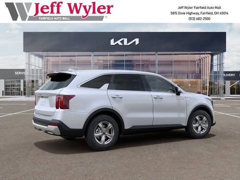 New 2026 Kia Sorento LX FWD image 7