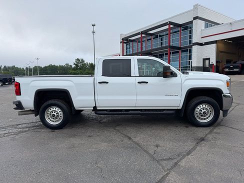 Used 2019 GMC Sierra 3500 4x4 Crew Cab w/ Sierra Convenience Package image 6
