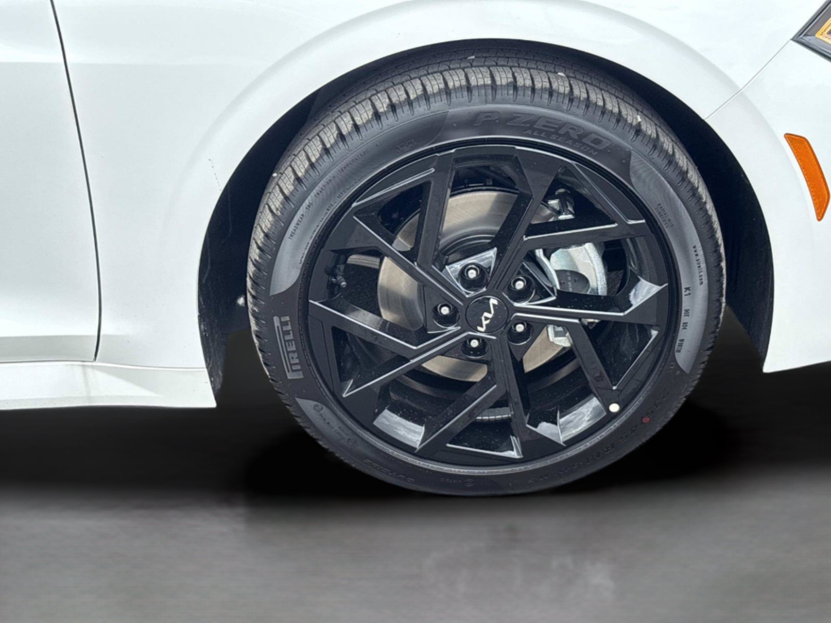 New 2027 Kia K5 GT-Line FWD image 30