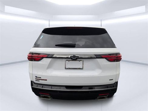 Used 2024 Chevrolet Traverse Premier w/ Redline Edition image 4