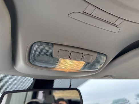 Used 2019 Ford Transit Connect Titanium w/ Titanium Premium Package FWD image 36