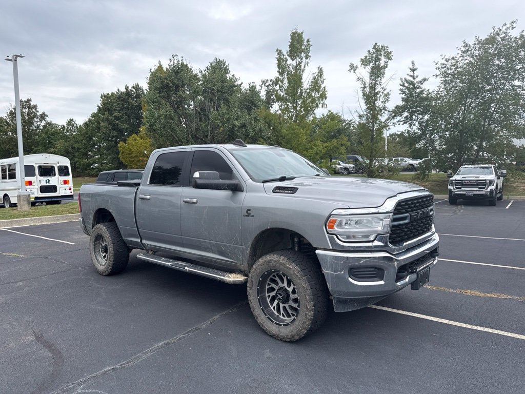 Used 2022 RAM 2500 Big Horn AWD/4WD image 3