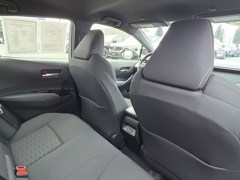 Used 2025 Toyota Corolla SE FWD image 8