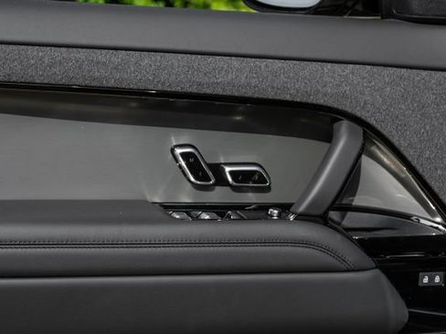 New 2026 Land Rover Range Rover Sport SE AWD/4WD image 54