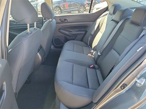 Used 2024 Nissan Altima 2.5 S image 11