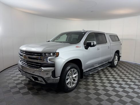 Used 2021 Chevrolet Silverado 1500 LTZ w/ LTZ Premium Package AWD/4WD image 2