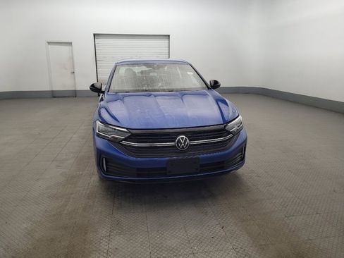 Used 2023 Volkswagen Jetta Sport image 14