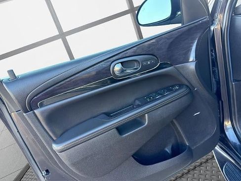 Used 2016 Buick Enclave Leather image 24