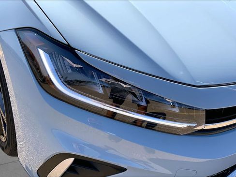 New 2026 Volkswagen Jetta SE FWD image 13