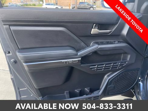 Used 2024 Toyota Tacoma TRD Off-Road w/ TRD Off Road Upgrade Package AWD/4WD image 24