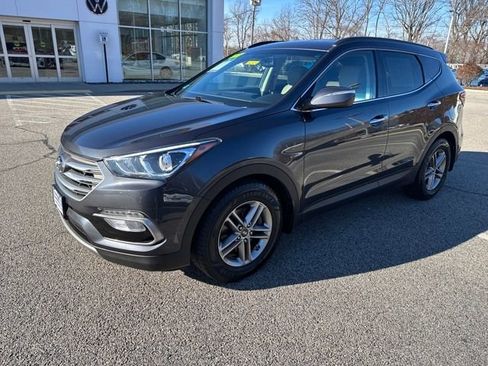 Used 2017 Hyundai Santa Fe Sport image 3