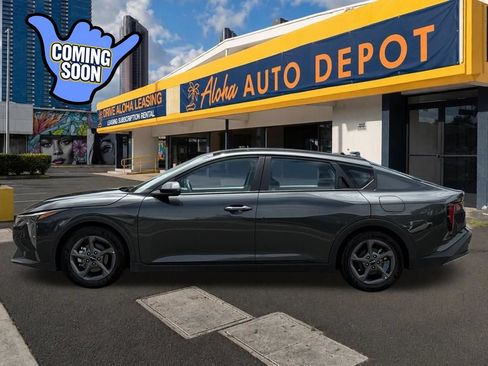 Used 2025 Kia K4 FWD image 2