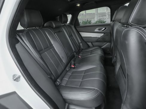 Used 2023 Land Rover Range Rover Velar R-Dynamic S image 37