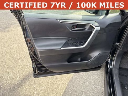 Used 2024 Toyota RAV4 LE AWD/4WD image 13